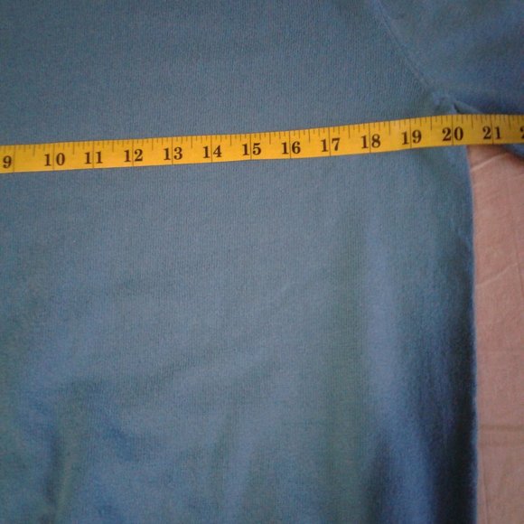 GAP Mens med. pullover sweater v neck - Picture 6 of 8